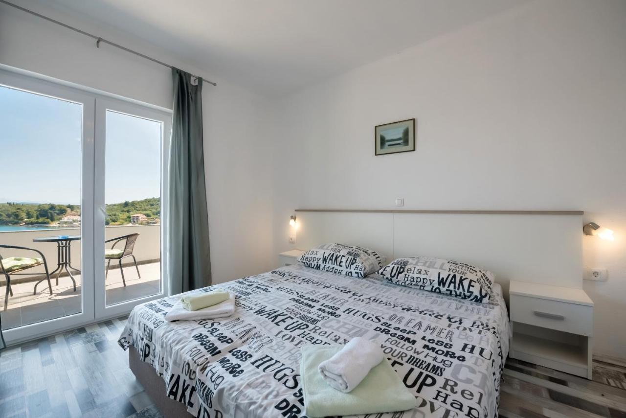 Picic Guesthouse Luka  Exterior photo