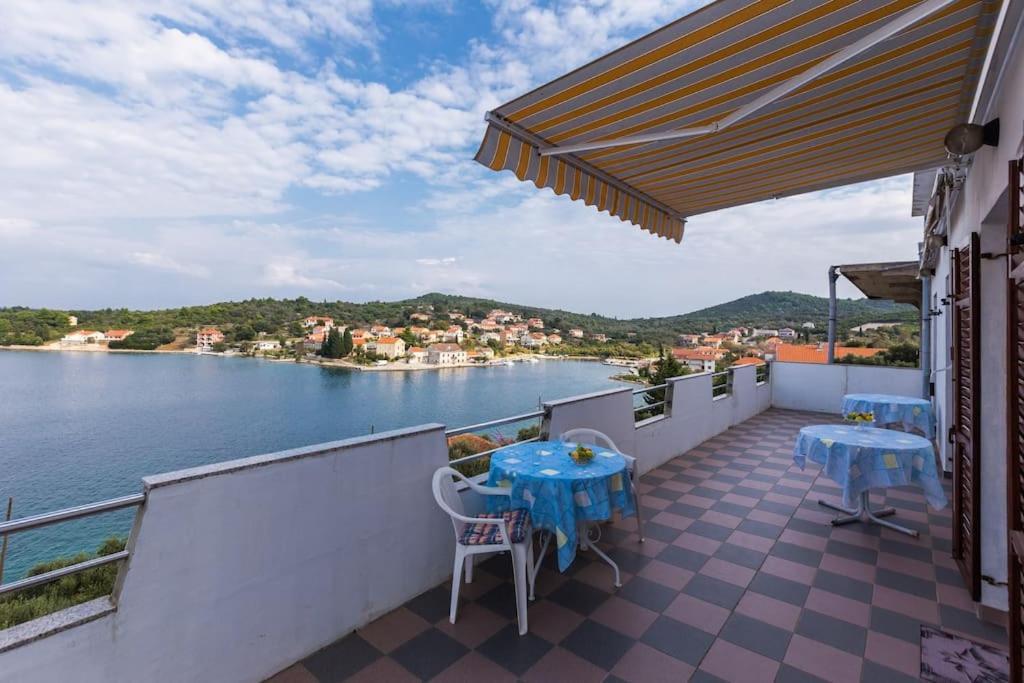 Picic Guesthouse Luka  Exterior photo