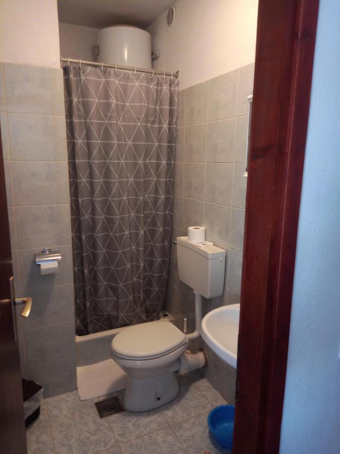 Picic Guesthouse Luka  Exterior photo
